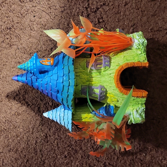 Other - Fish Tank Castle